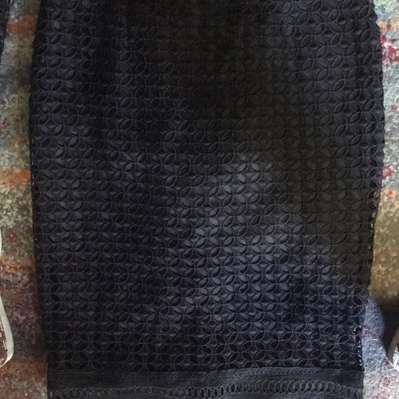 Ivory & Chain Eyelet Dress - Picture 3 of 5